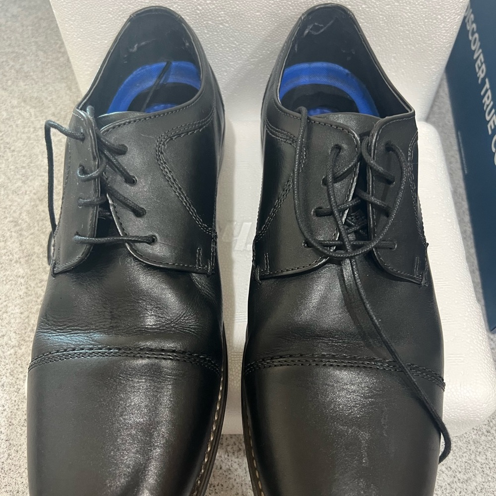 Nunn Bush Black Leather Oxfords